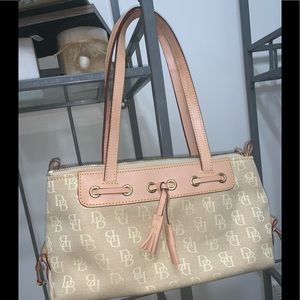 Dooney & Bourke Never Worn Creme Signature Handbag